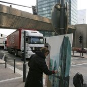 michelle-auboiron-peinture-en-direct-de-paris-la-defense-4 thumbnail