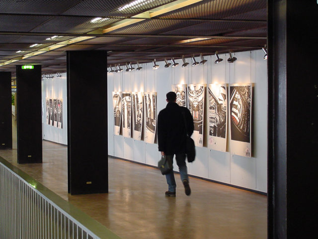Exposition-Peintures-de-l-Opera-par-Michelle-AUBOIRON-Galerie-d-art-de-l-aerogare-Paris-Orly-ouest-2001