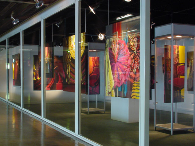 Exposition-Peintures-de-l-Opera-par-Michelle-AUBOIRON-Galerie-d-art-de-l-aerogare-Paris-Orly-ouest-2001-9